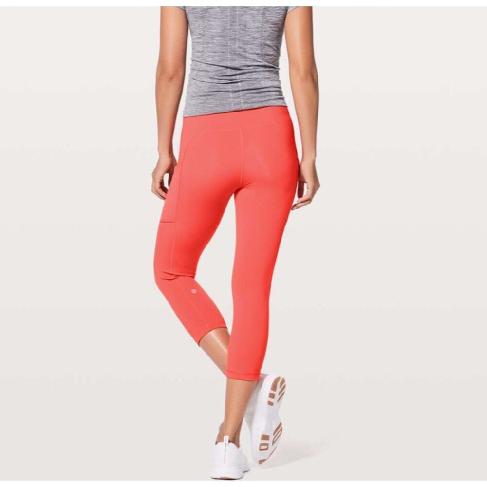 Lululemon Speed Up Crop